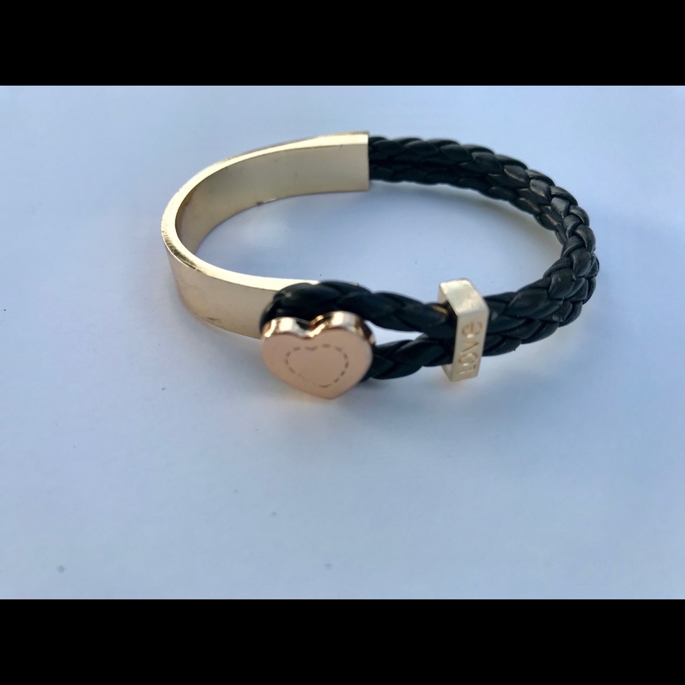 Black and Gold Fashion Bracelet